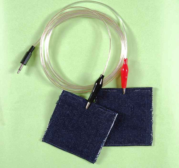 picture of output cable + electrodes